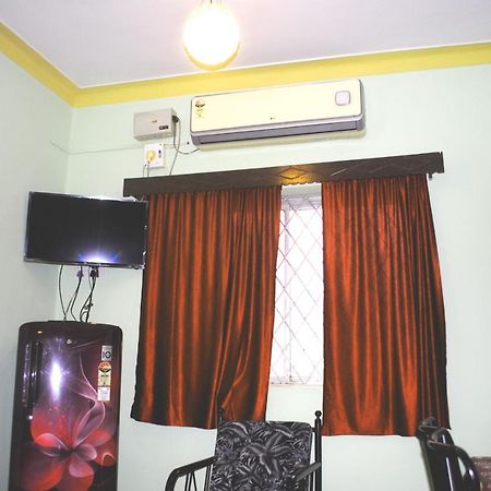 Joe And Marietta'S Guesthouse Calangute Buitenkant foto